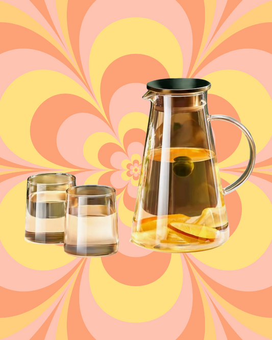 Ensemble carafe d'eau design et verre d'eau