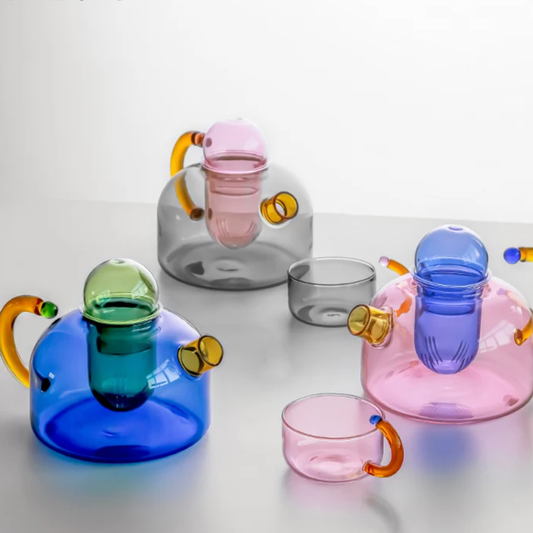 Théière et tasses en verre design